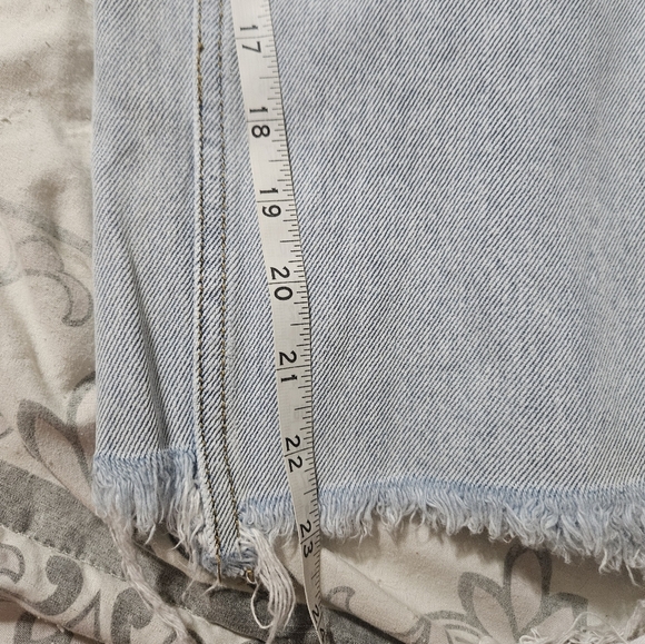 Twelve by ontwelfth light wash distressed jeans! - Picture 8 of 8